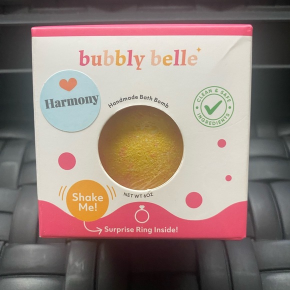 Bubbly Belle Harmony Bath Bomb 6oz Surprise Ring relaxing gift New in Box! - Picture 1 of 5